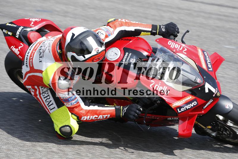 /27 12.06.2025 Ducati Schweiz Trackday Warmup  ADR/gruen-vert/1